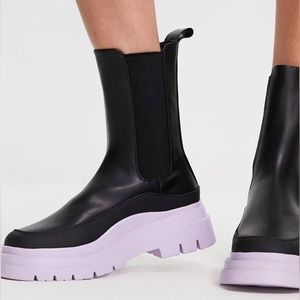 ❌SOLD❌ASOS Antidote Chunky Chelsea Boots Black + Lilac/Purple Sole Size 8 US